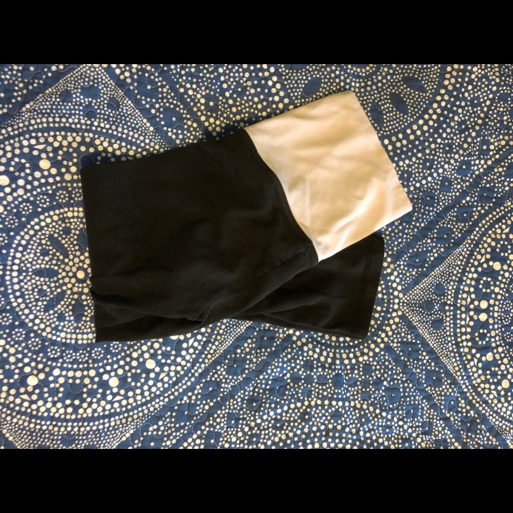 PINK cropped leggings